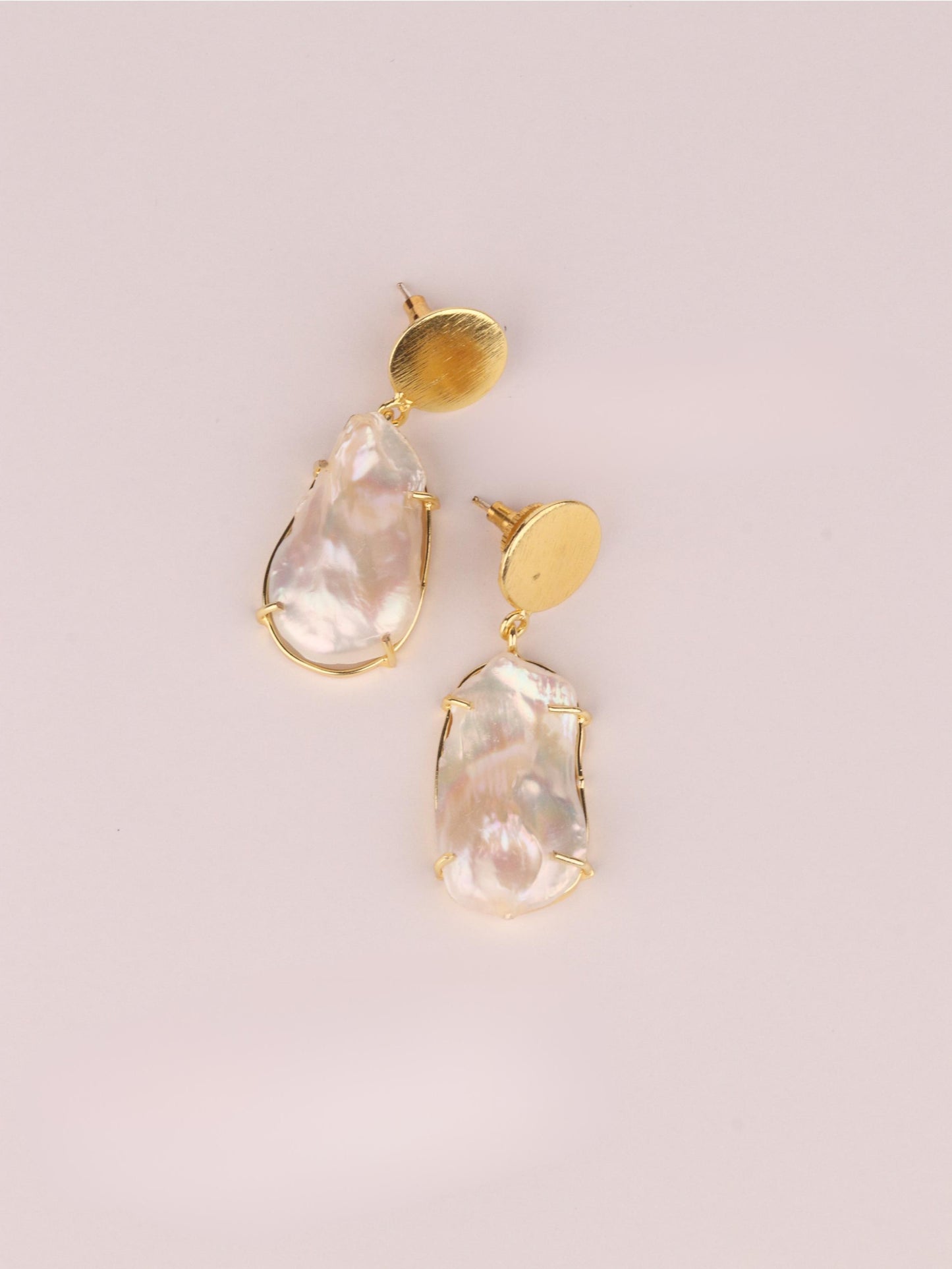 Coral Pearl Earring