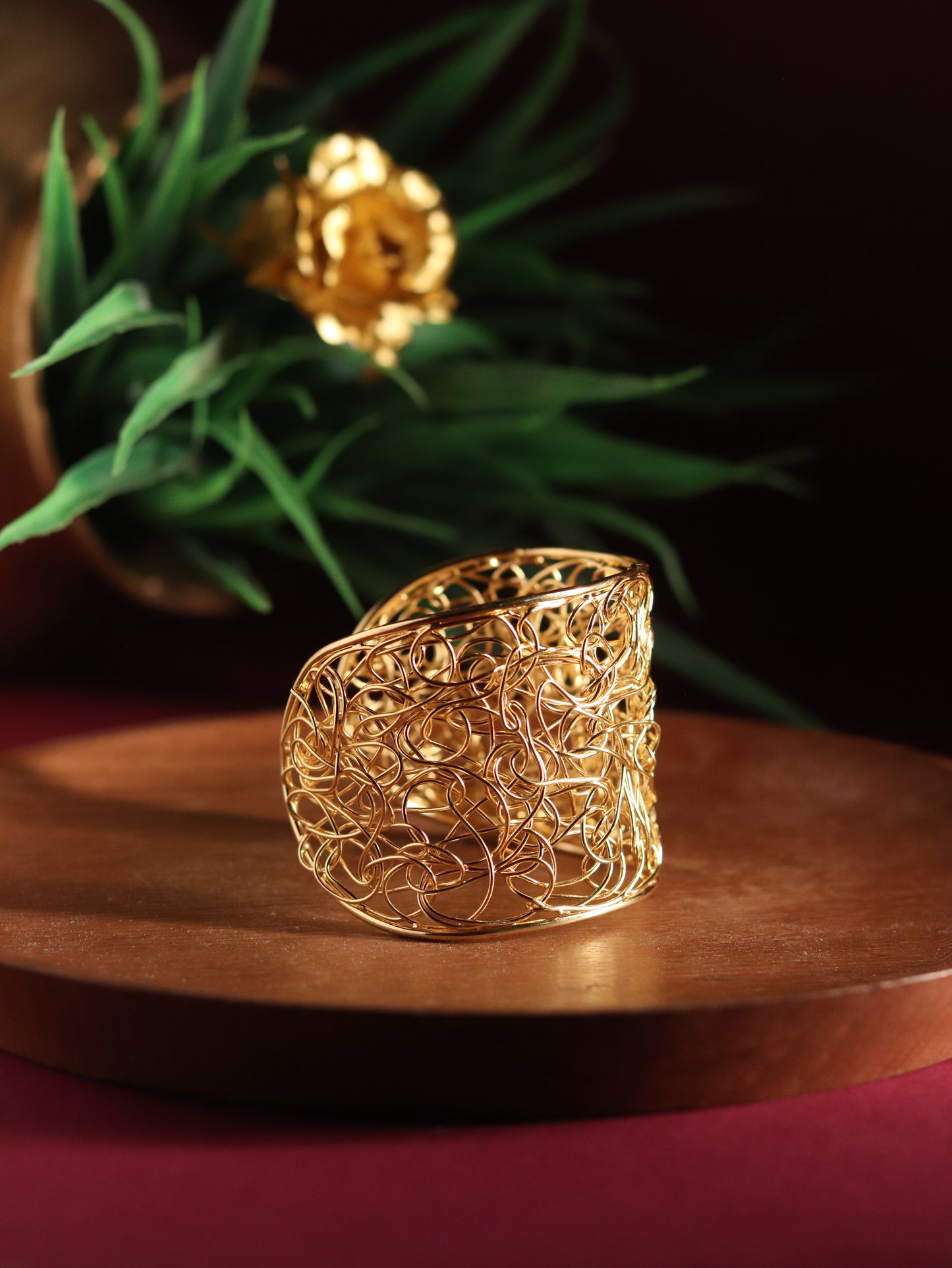 Oona string hand cuff