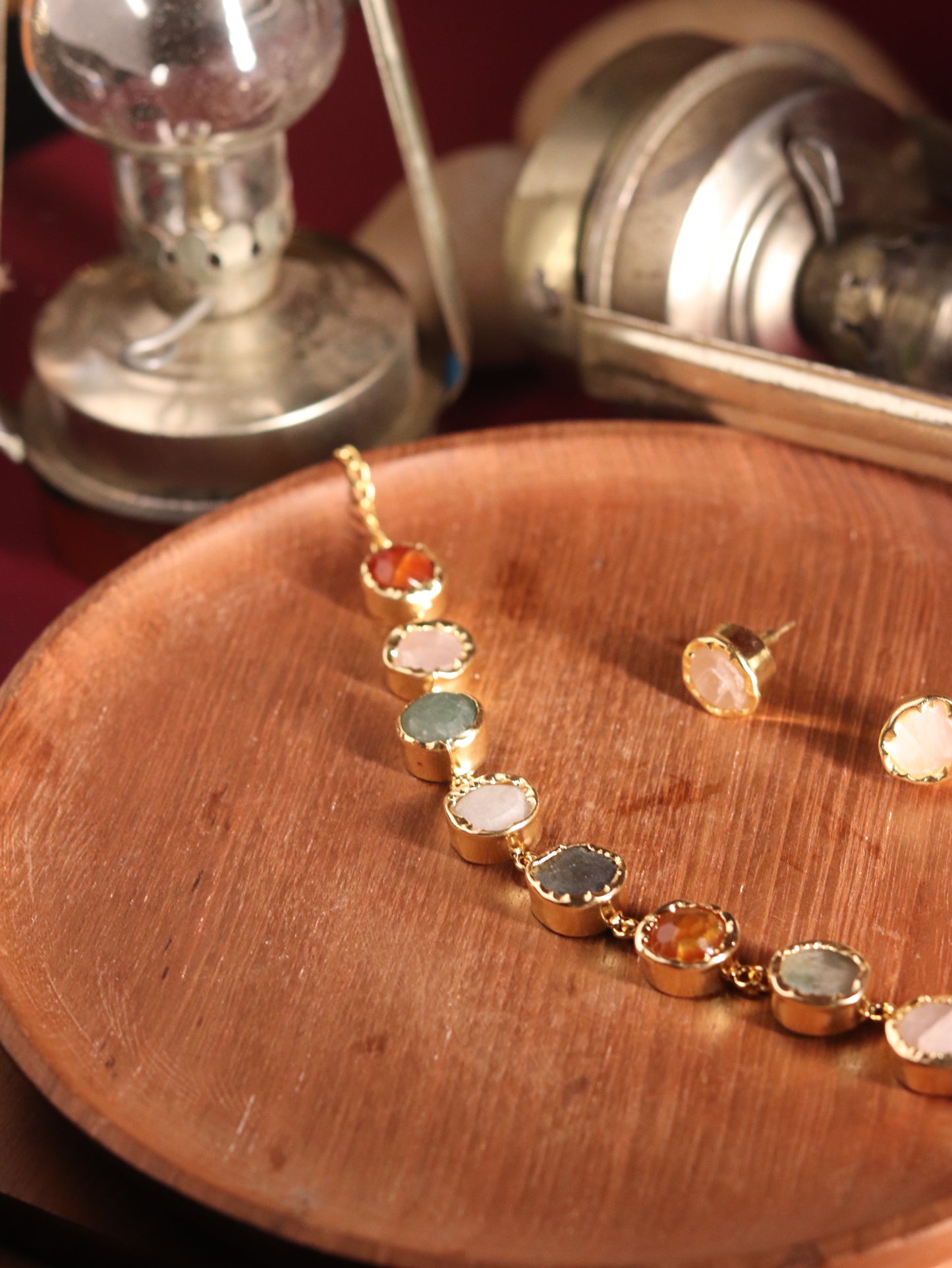 Amora stone Chocker